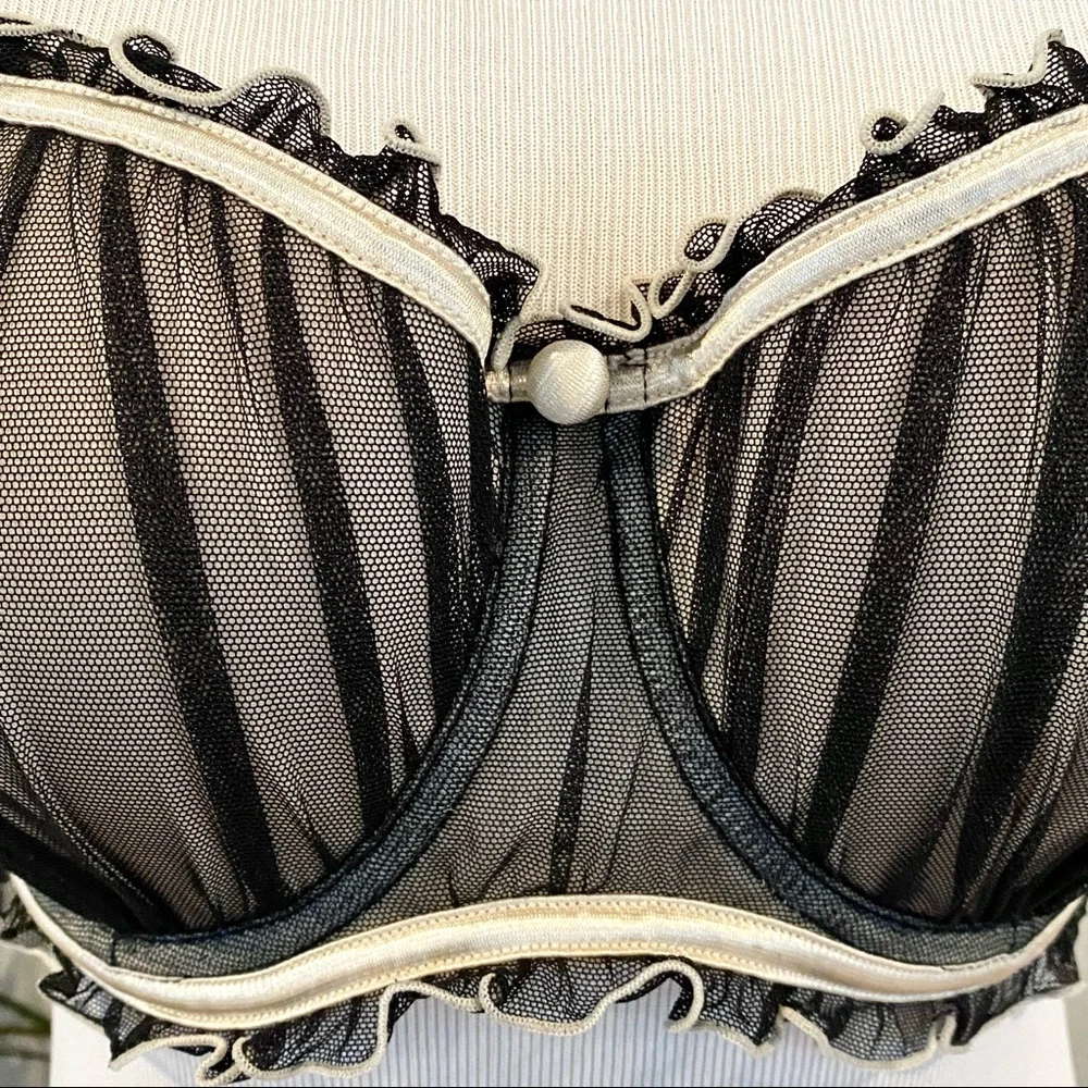 NWOT Kardashian Kollection Intimates Ruffle Balconette Bra, 34C - Picture 6 of 12